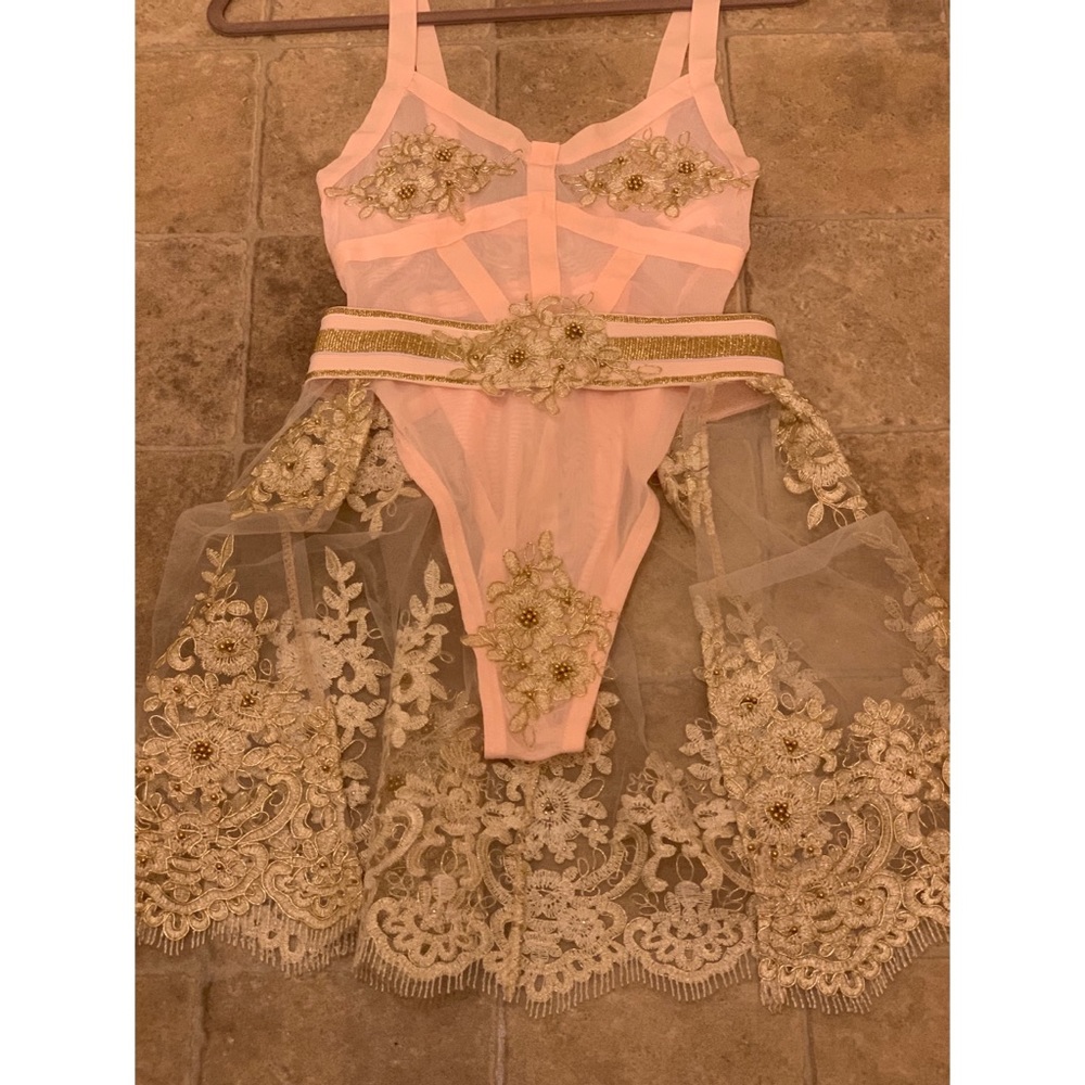 Reserved! 2 piece matching mesh pink & gold set